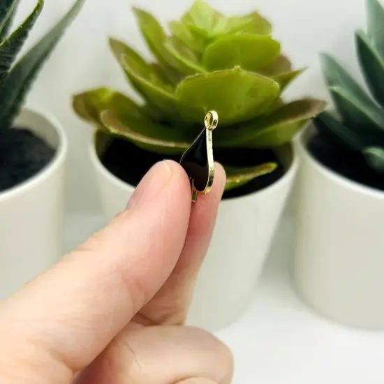 1, 4, 20 or 50 Pieces: Black Playing Card Spade Charms {4}