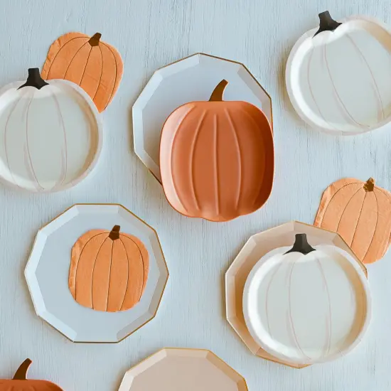 SWEET PEACH SIGNATURE LARGE PLATES {5}