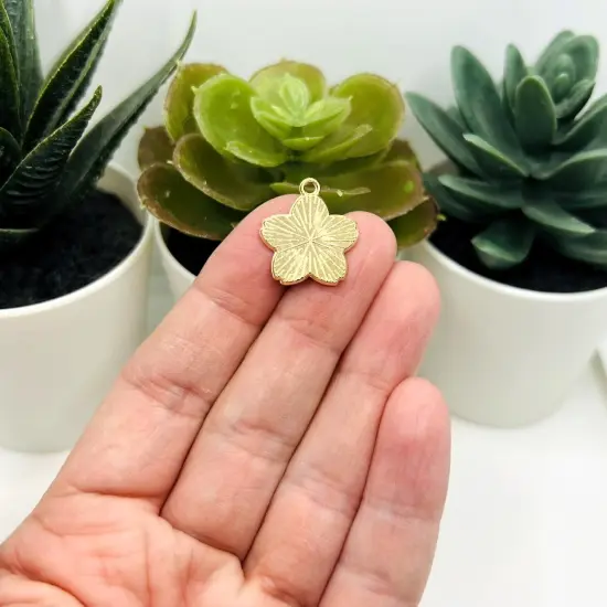 1, 4, 20 or 50 Pieces: Red and White Enamel Flower Charms {2}