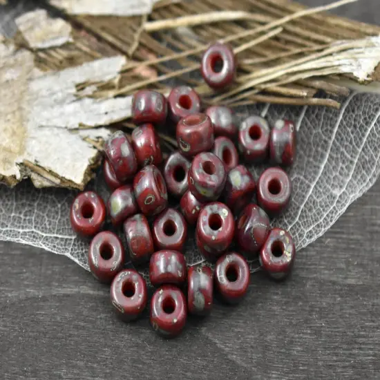 20g Dark Red Travertine 2/0 Matubo Beads {3}