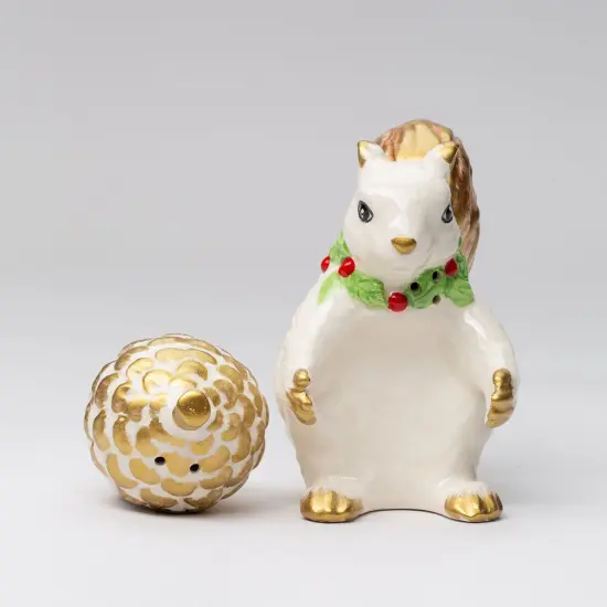 Ceramic Squirrel With Acorn Ceramic Salt And Pepper Shakers, Christmas Decor, Thanksgiving Decor, Gift for Mom {5}