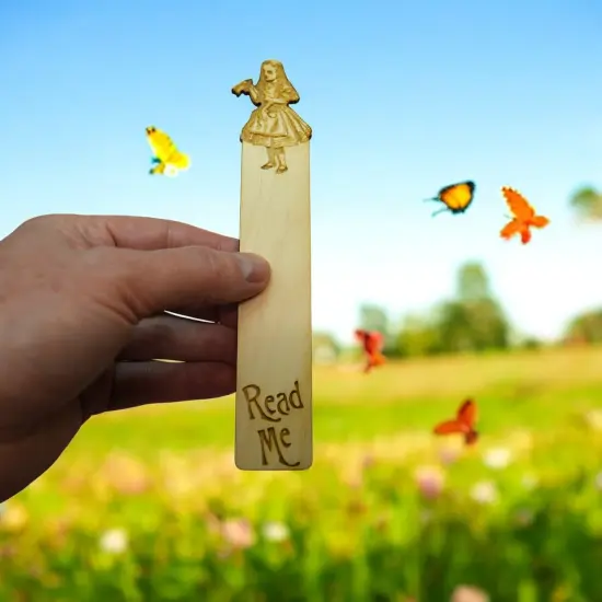 Bookmark - Alice - Read Me - Bookmark {6}