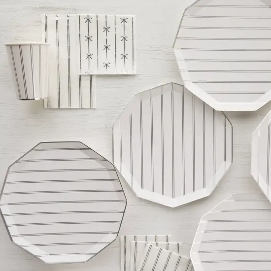 SILVER SIGNATURE STRIPE CUPS {3}