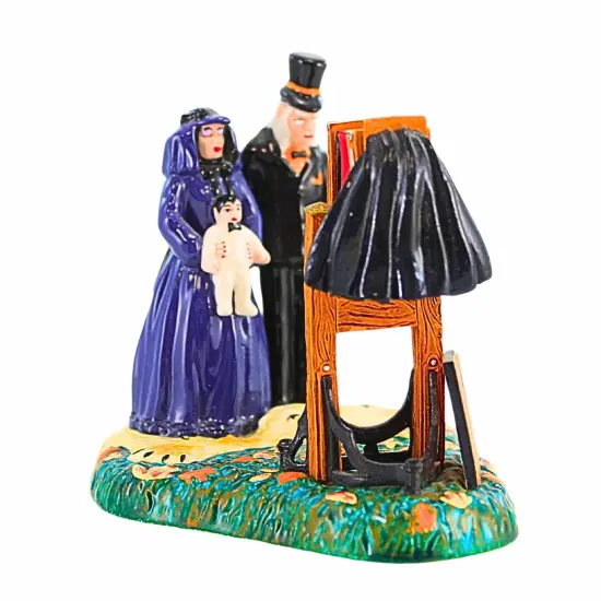 Department 56 Villages 4.25 In A Gravely Haunting-2007 Halloween Figurine , Halloween Decor Halloween Snow Village Photo Multicolored {3}