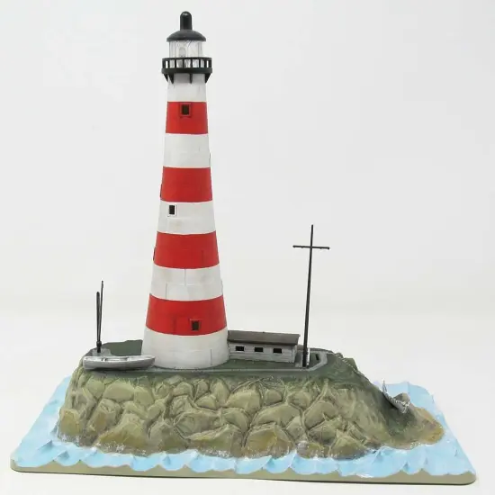 Atlantis Plastic Model Kit-Lighthouse with Light and Diorama Base {3}