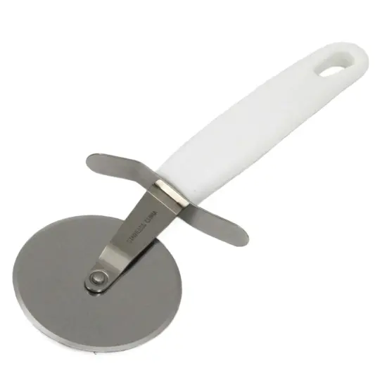 Chef Craft Pizza Cutter with 2.5" Stainless Steel Blade Slicer Wheel and Thumb Guard {1}