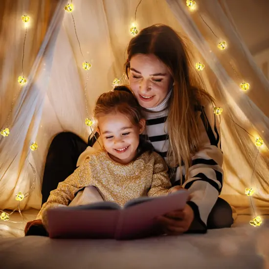 Bee Lights Room Decor, 10ft 30 LED Cute Bee String Fairy Lights Battery Operated, Honey Bee Gifts for Women Girls, Bee Decorations for Bedroom Plants Patio Party Wedding Party Xmas {2}