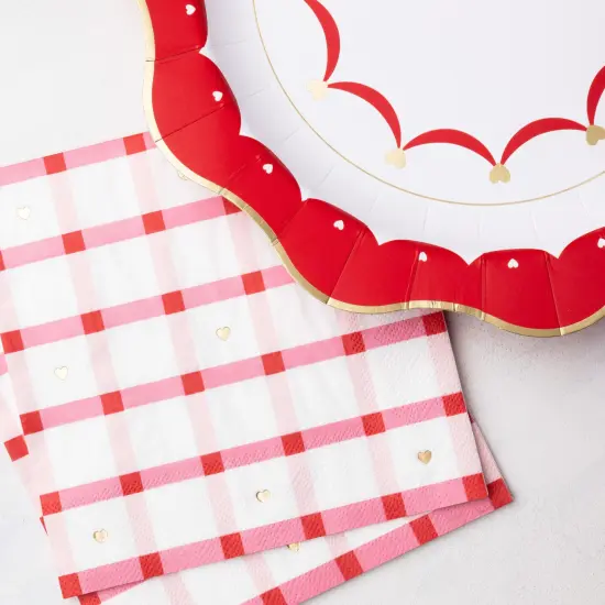 ELEGANT VALENTINE DINNER PLATES {6}