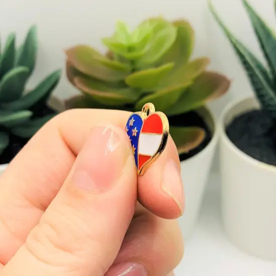 American Flag Heart Charms, 17x16mm {4}