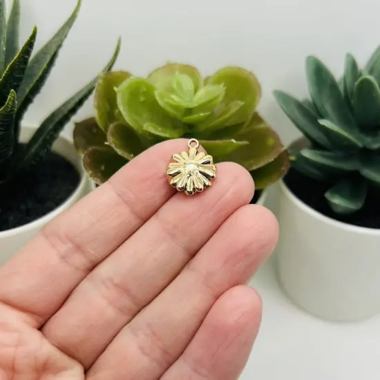 1, 4, 20 or 50 Pieces: Small Pink and Gold Flower Charms {3}