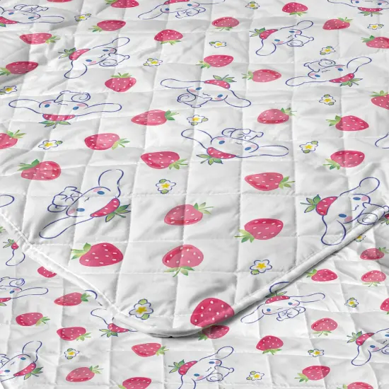 Sanrio Hello Kitty and Friends Quilted Blanket Strawberry {3}