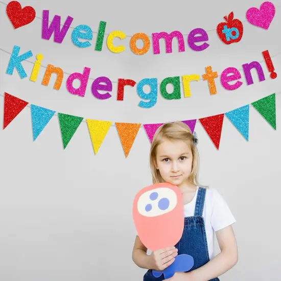 Glittery Welcome to Kindergarten Banner {4}