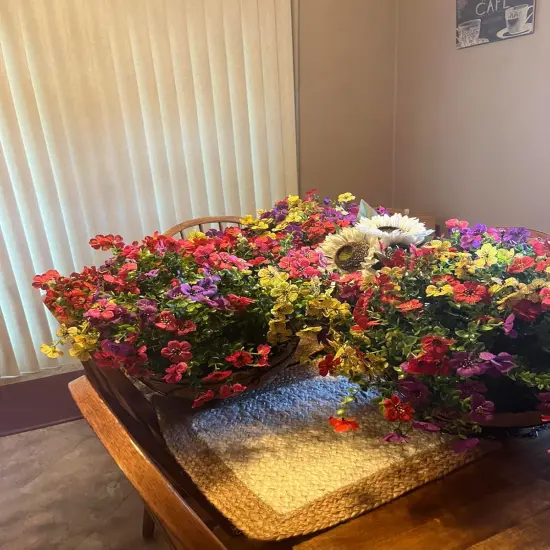 Summer Floral Arrangement &ndash; Artificial Faux Hanging Plants with Daisy Flowers and Eucalyptus Basket, UV Resistant for Outdoor Porch Decoration {4}