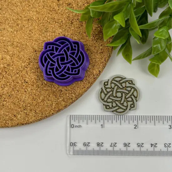 Celtic Knot Cutter {2}