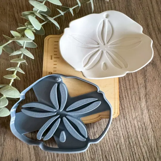 SAND DOLLAR | TRINKET DISH | CLAY CUTTER {1}