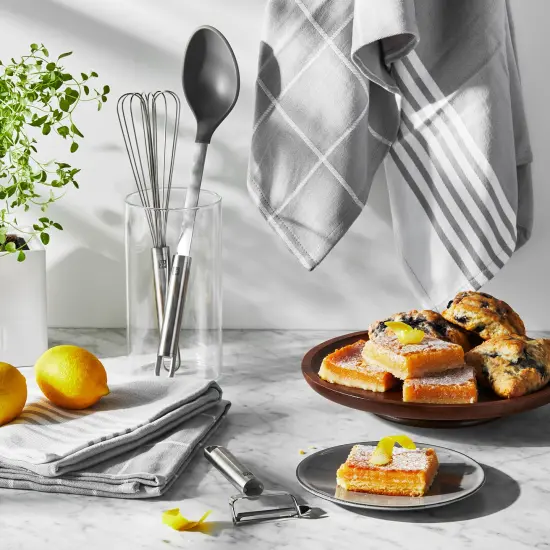 ZWILLING Pro Silicone Spoon {7}