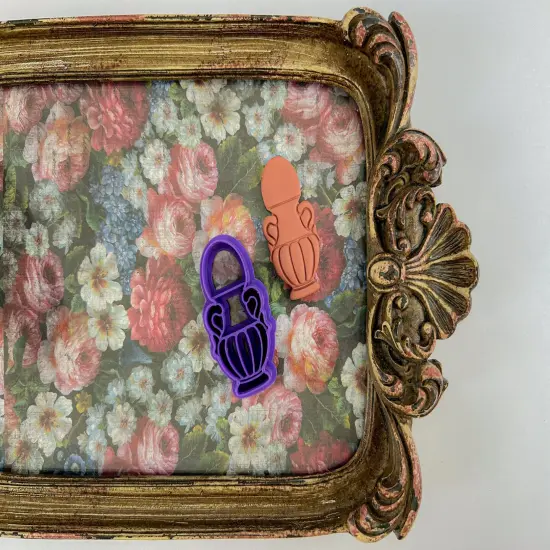 Vintage Victorian - Vase {1}