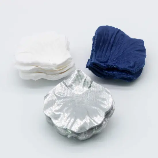 900PCS Navy Blue Silver White Artificial Flowers Silk Rose Petals Flower Girl Scatter Petals for Wedding {5}