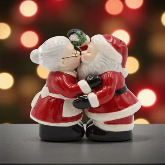 Ceramic Christmas Decor Kissing Santa and Mrs. Claus Salt And Pepper Shakers, Home Décor, Gift for Her, Gift for Mom, Kitchen Décor {2}