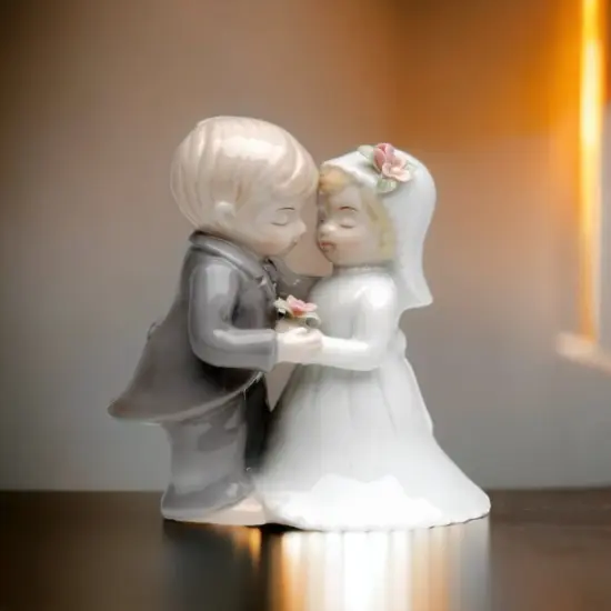 Ceramic Mini Wedding Couple Figurine, Wedding D&eacute;cor, Wedding Gift, Wedding Favor, Anniversary D&eacute;cor, Anniversary Gift, Home D&eacute;cor {1}