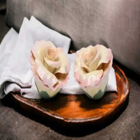 Hand Crafted Ceramic Rose Flower Salt & Pepper Shakers, Home D&eacute;cor, Gift for Her, Gift for Mom, Kitchen D&eacute;cor {2}