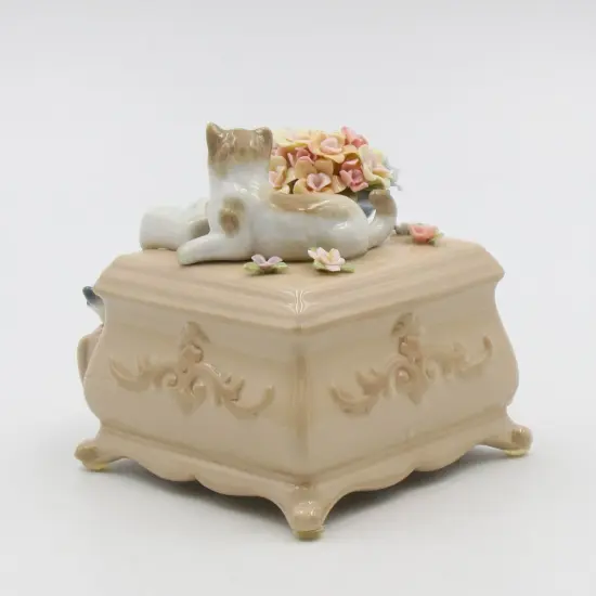 Ceramic Kittens With Dresser Music Box, Home Décor, Gift for Her, Gift for Mom, Kitchen Décor, Cat Lovers Gift, Pet Loss Gift {4}