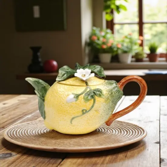 Hand Painted Ceramic Lemon Teapot, Gift for Her, Gift for Mom, Tea Party D&eacute;cor, Caf&eacute; D&eacute;cor, Farmhouse Kitchen D&eacute;cor {2}