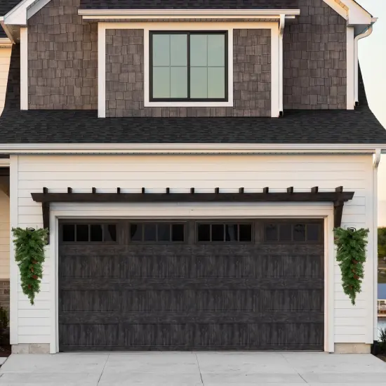 Northlight Dakota Pine Artificial Christmas Teardrop Swag - 42" - Unlit Green {3}