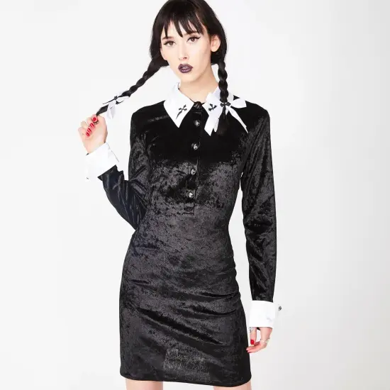 Friday Women's Costume {6}