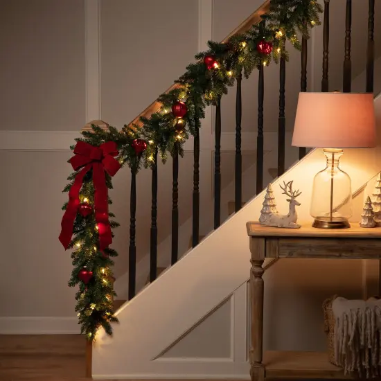 Northlight 9' x 12" Pre-Lit Black River Pine Artificial Christmas Garland, Clear Lights Green {4}