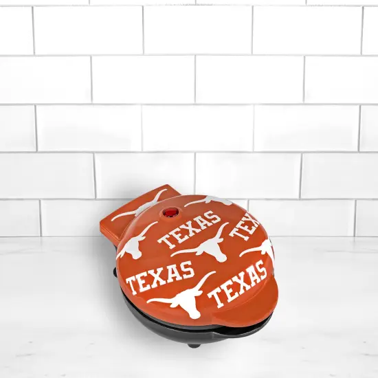 Uncanny Brands Texas Longhorns Mini Waffle Maker {3}