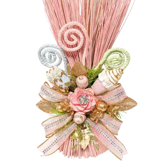 Easter Pastel Sweet Tabletop Centerpiece {2}