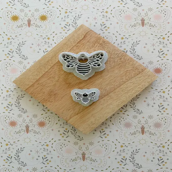 BumbleBee Clay Cutter {1}