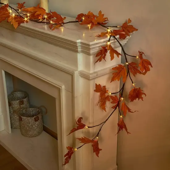 Lighted Maple Leaf Fall Garland - Orage Maple {3}