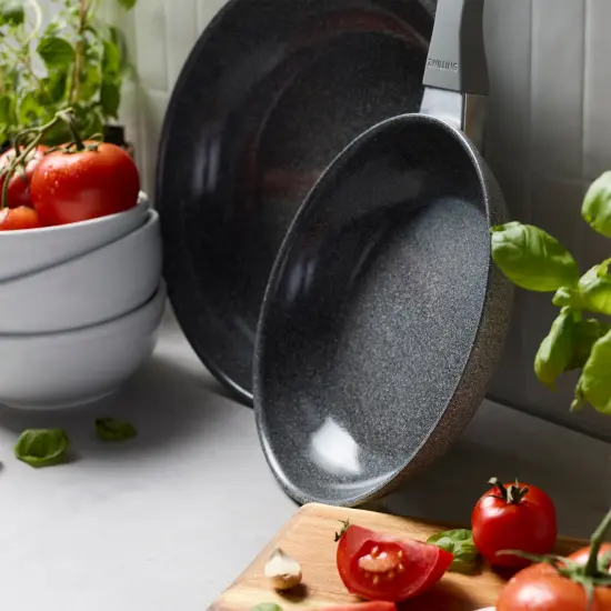 ZWILLING Parma Plus Ceramic 2-pc Aluminum Ceramic Nonstick Fry Pan Set {5}