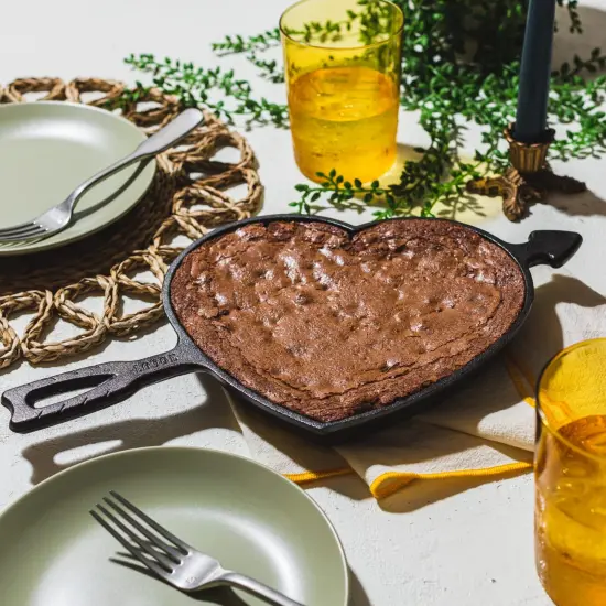 Lodge Cast Iron Heart Skillet, 9.25 inch Pre-seasoned Durable and Perfect for Cooking and Baking Heart-Shaped Dishes, Made in USA {5}