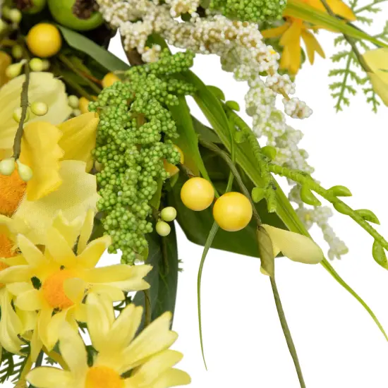 Northlight Daisy and Cosmos Floral Spring Wreath - 23" - Yellow {7}
