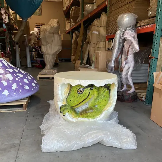 Child's Dinosaur Table Statue {4}