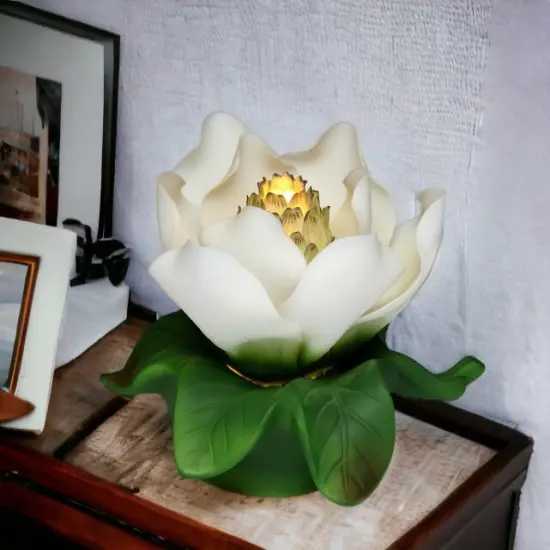 Ceramic Magnolia Flower Nightlight, Home D&eacute;cor, Gift for Her, Gift for Mom, Bedroom D&eacute;cor {1}