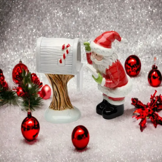 Ceramic Letters for SantaSalt and Pepper Shakers, Home D&eacute;cor, Gift for Her, Gift for Mom, Kitchen D&eacute;cor, Christmas D&eacute;cor {2}