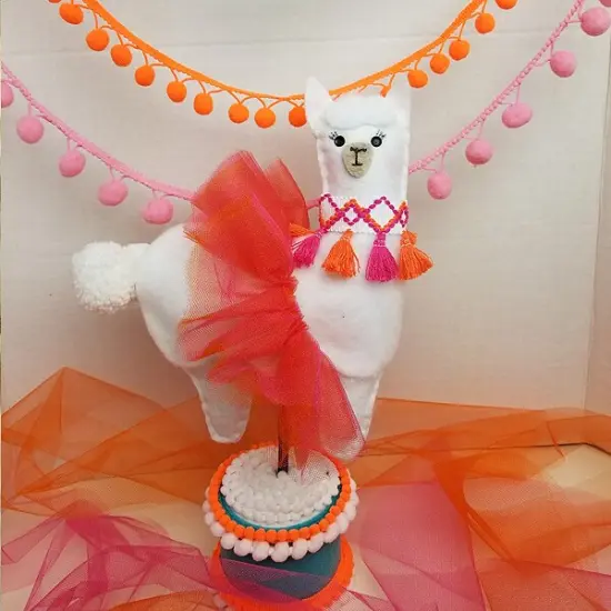 5 yards ofBonita Pom PomFringe Trim | 5 yard cut White {5}