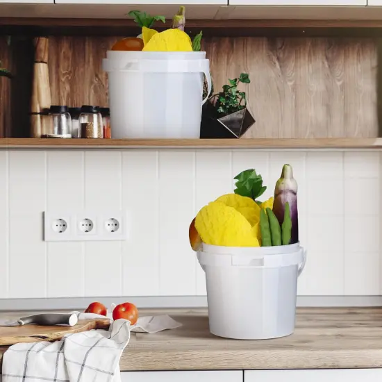 10 Pack White Plastic Bucket {4}