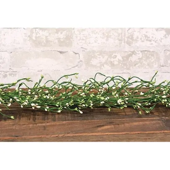 4.5 ft Green and Cream Pip Berry Garland with Flexible Branches for Spring and Home Decor {2}