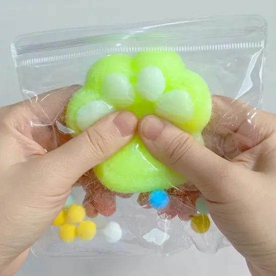 5 Pack Squishy Cat Paw Squeeze Toys {4}