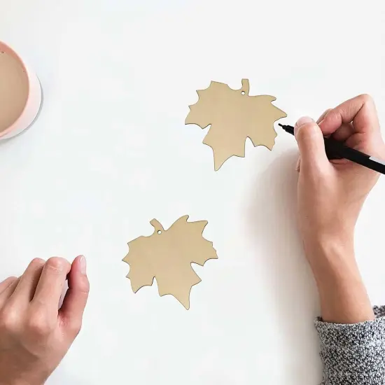 20pcs Maple Leaf Wood DIY Crafts Cutouts Wooden Maple Leaf Shaped {5}
