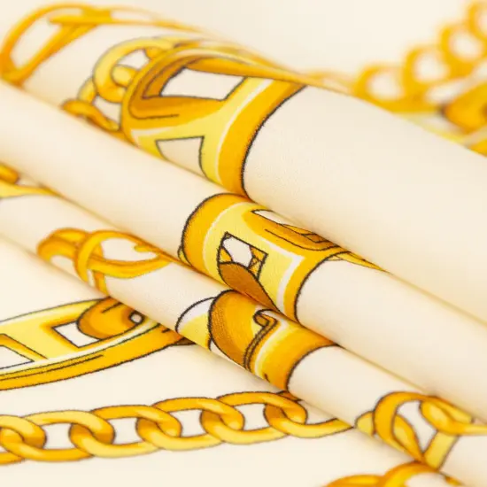 1 Yard Luxury Italian Silk Charmeuse Chino Green Gold Chain Motif Couture Fabric 55 Inches Wide {3}