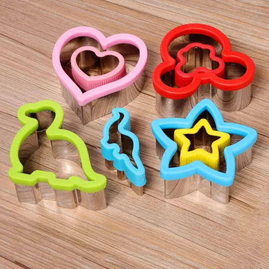 8 Pack Stainless Steel Sandwiches Cutter Dinosaur Heart Star Shapes for Kids {6}