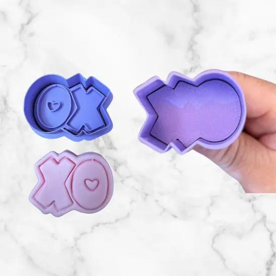 Valentines XO Cake Pop Mold {5}
