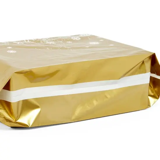 16&rdquo; x 6&rdquo; x 15&rdquo; Snowflake LDPE Bags for Christmas Gifts & Treats {3}