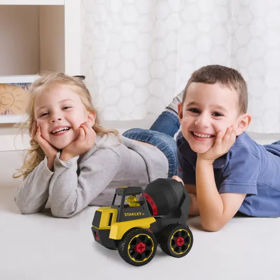 Stanley Jr. Take Apart: Cement Truck {5}